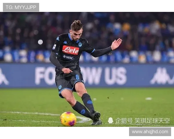 费内巴切询价安古伊萨，那不勒斯坚守 3000 万欧标价